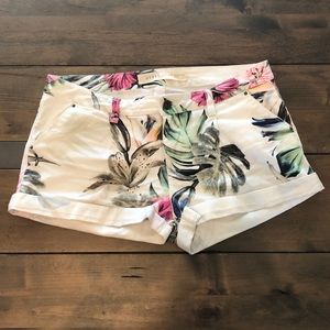 Guess floral shorts
